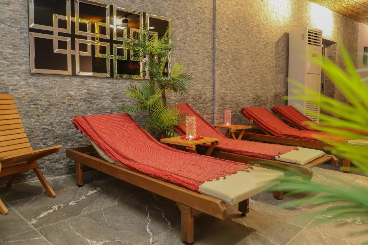 Lion Hotel Ντιντίμ Εξωτερικό φωτογραφία